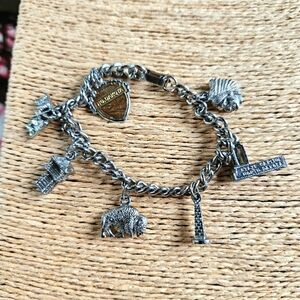 Vintage North Dakota Souvenir Charm Bracelet